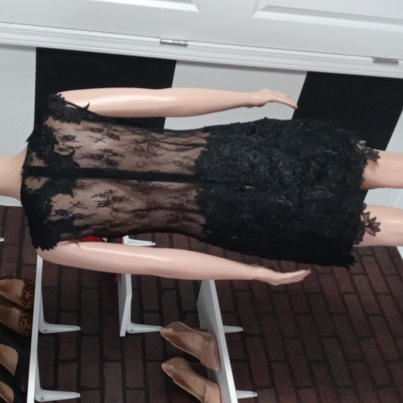 Lace Mini Dress - Picture 7 of 9
